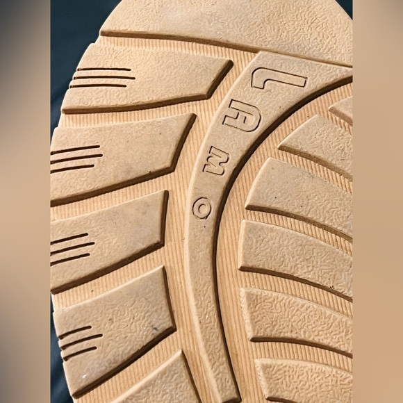 LAMO WOMENS BOOTS SIZE 8 US LIKE NEW CONDITION - Picture 4 of 11